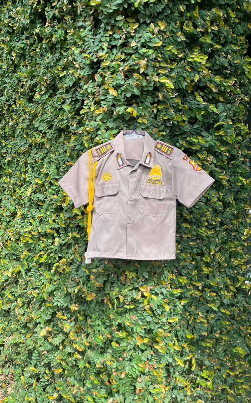 Baju Profesi Polwan